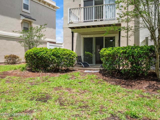 4472 CONGRESSIONAL Drive, Jacksonville, FL 32246