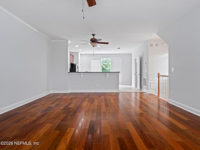 4472 CONGRESSIONAL Drive, Jacksonville, FL 32246