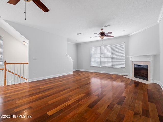 4472 CONGRESSIONAL Drive, Jacksonville, FL 32246