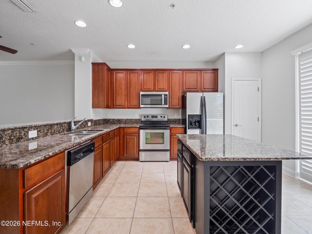 4472 CONGRESSIONAL Drive, Jacksonville, FL 32246