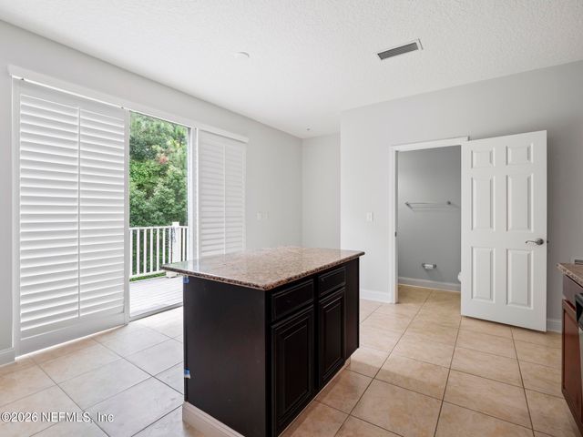 4472 CONGRESSIONAL Drive, Jacksonville, FL 32246