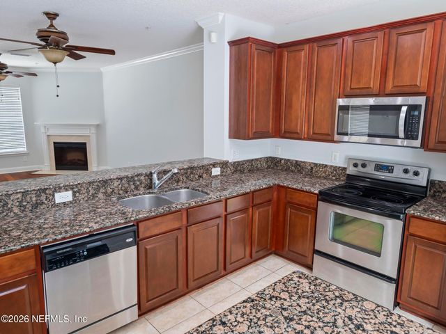 4472 CONGRESSIONAL Drive, Jacksonville, FL 32246