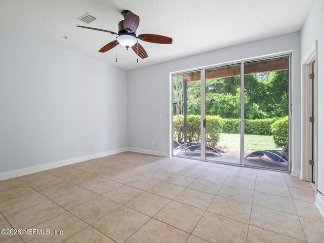 4472 CONGRESSIONAL Drive, Jacksonville, FL 32246