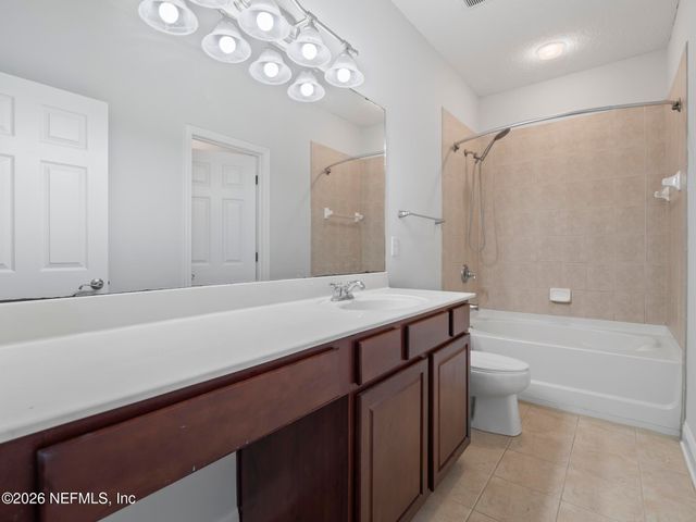 4472 CONGRESSIONAL Drive, Jacksonville, FL 32246