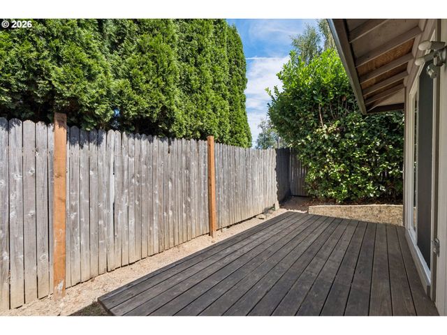 6332 Ne 45TH Ave, Portland, OR 97218
