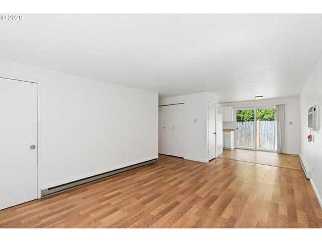 6332 Ne 45TH Ave, Portland, OR 97218