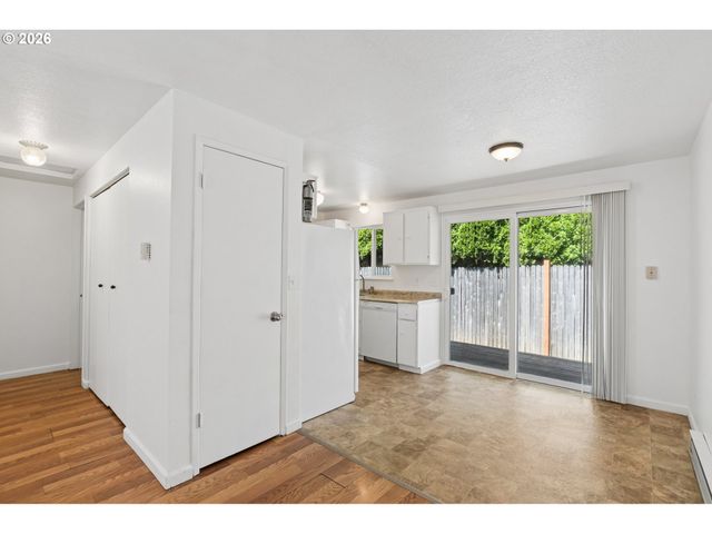 6332 Ne 45TH Ave, Portland, OR 97218