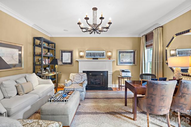 5411 Mirabell Road, Charlotte, NC 28226