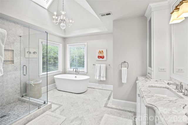5411 Mirabell Road, Charlotte, NC 28226