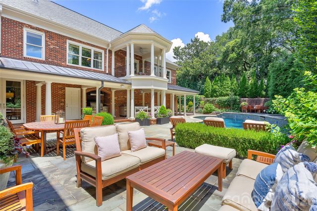 5411 Mirabell Road, Charlotte, NC 28226