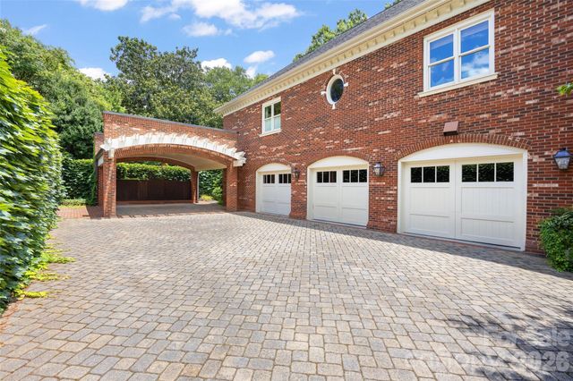 5411 Mirabell Road, Charlotte, NC 28226