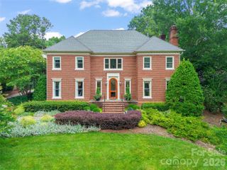5411 Mirabell Road, Charlotte, NC 28226