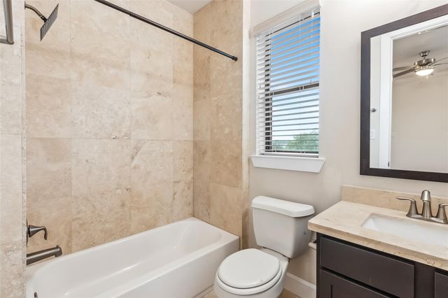 5729 Larkin Street A, Houston, TX 77007