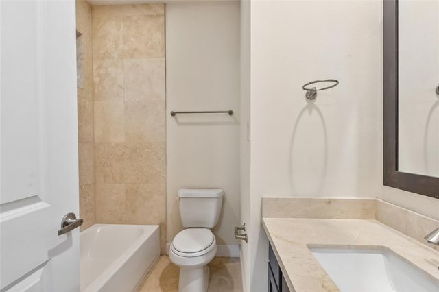 5729 Larkin Street A, Houston, TX 77007