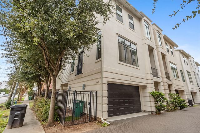 5729 Larkin Street A, Houston, TX 77007