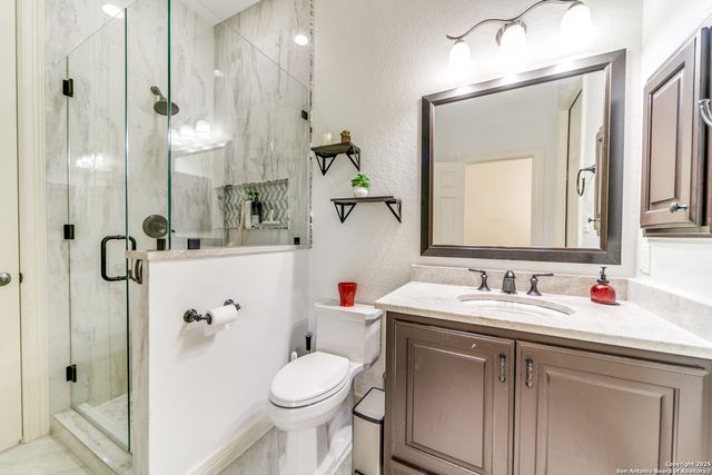 714 Ruidosa Downs, Helotes, TX 78023