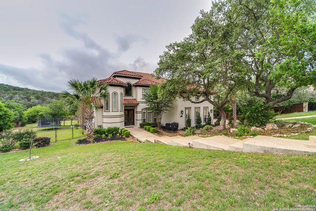 714 Ruidosa Downs, Helotes, TX 78023