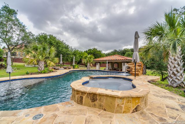 714 Ruidosa Downs, Helotes, TX 78023