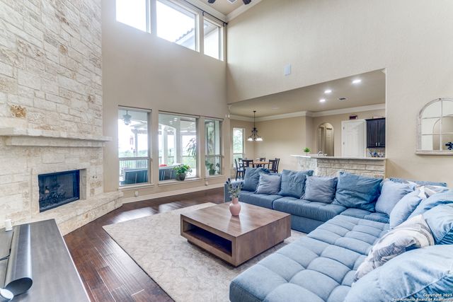 714 Ruidosa Downs, Helotes, TX 78023