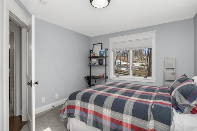 5250 Saint Albans Bay Road, Excelsior, MN 55331