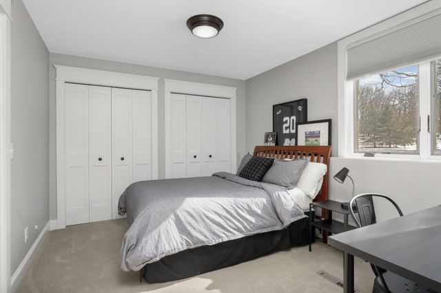 5250 Saint Albans Bay Road, Excelsior, MN 55331