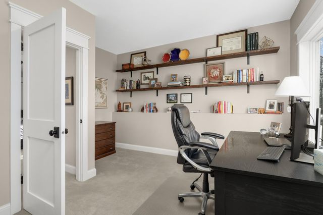 5250 Saint Albans Bay Road, Excelsior, MN 55331