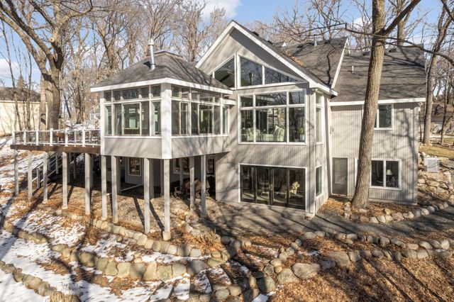 5250 Saint Albans Bay Road, Excelsior, MN 55331