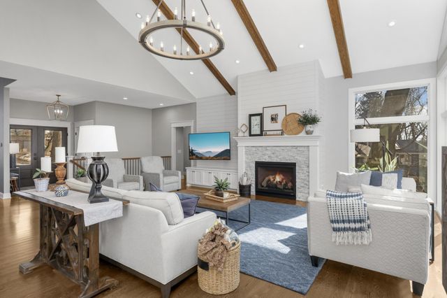 5250 Saint Albans Bay Road, Excelsior, MN 55331