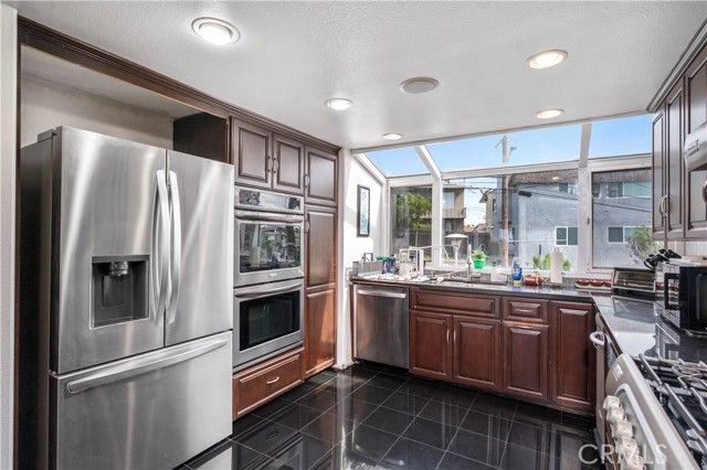 867 Aubrey Court 1, Hermosa Beach, CA 90254