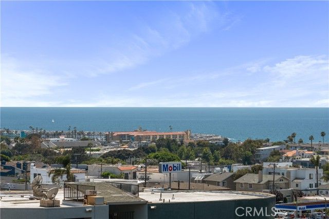 867 Aubrey Court 1, Hermosa Beach, CA 90254