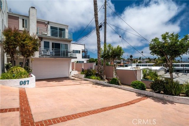 867 Aubrey Court 1, Hermosa Beach, CA 90254