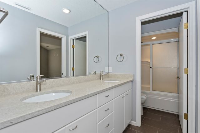 1772 NW 120th Street, Clive, IA 50325