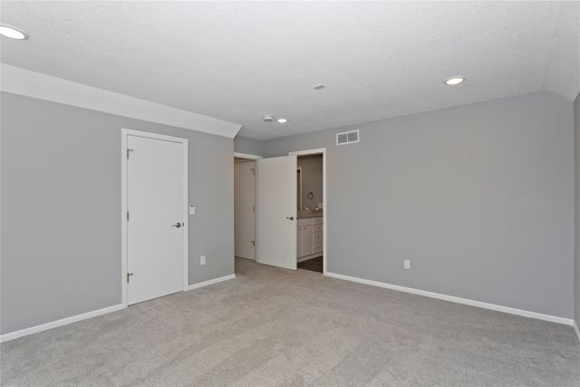 1772 NW 120th Street, Clive, IA 50325