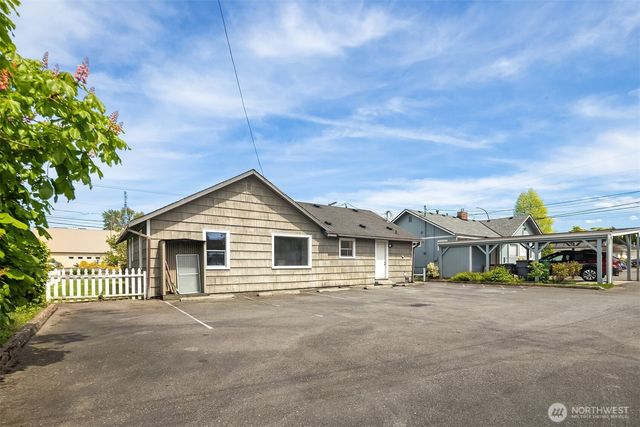 1628 Grove Street, Marysville, WA 98270