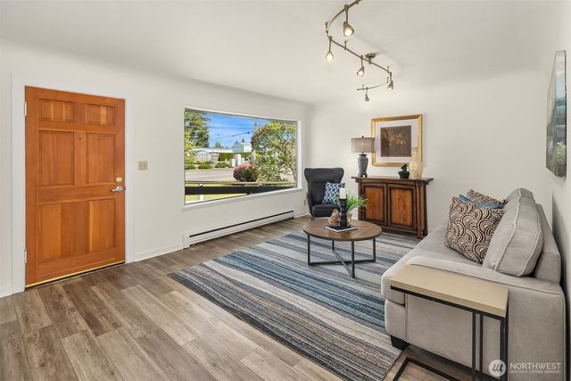 1628 Grove Street, Marysville, WA 98270