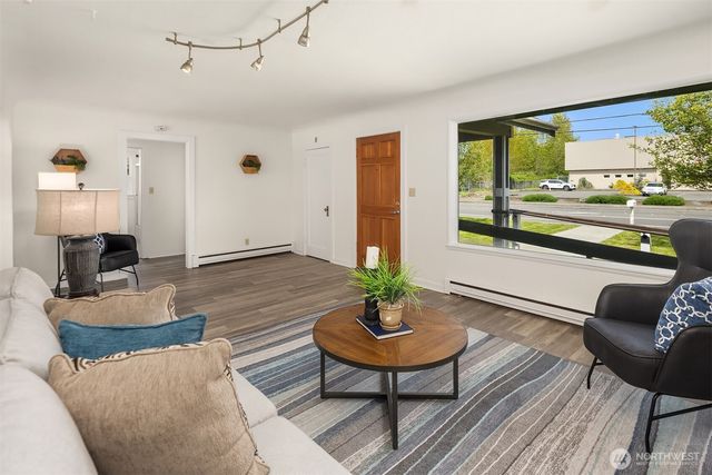 1628 Grove Street, Marysville, WA 98270