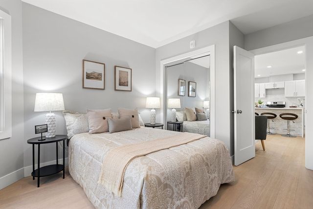 679-683 Columbia Rd 4, Boston, MA 02125