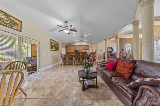 2606 E 9th ST, Lehigh Acres, FL 33936