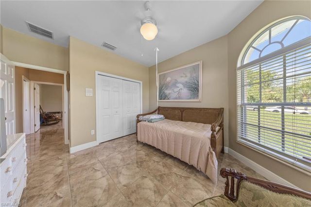 2606 E 9th ST, Lehigh Acres, FL 33936