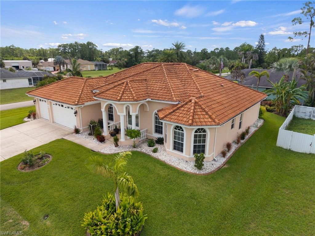 2606 E 9th ST, LEHIGH ACRES, FL 33936 — photo 2
