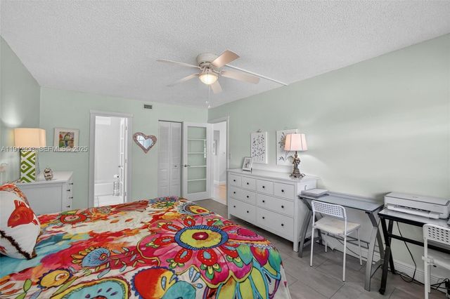 7817 Golf Circle Drive 305, Margate, FL 33063