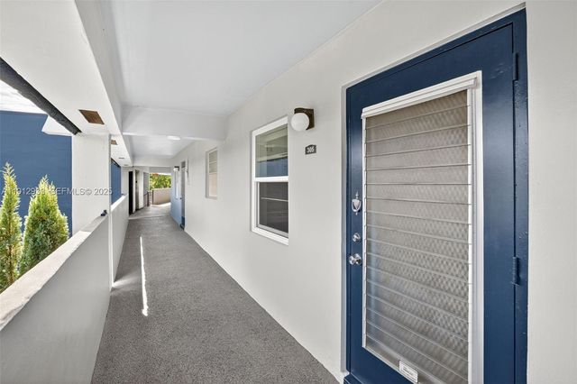 7817 Golf Circle Drive 305, Margate, FL 33063
