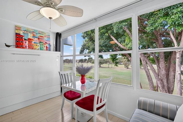 7817 Golf Circle Drive 305, Margate, FL 33063