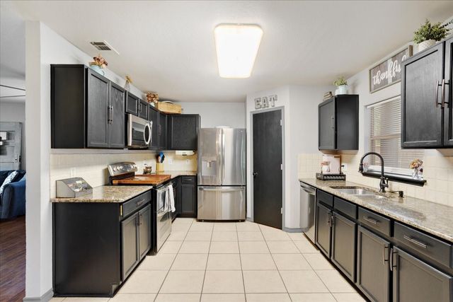 4333 Falcon Drive, Sherman, TX 75092