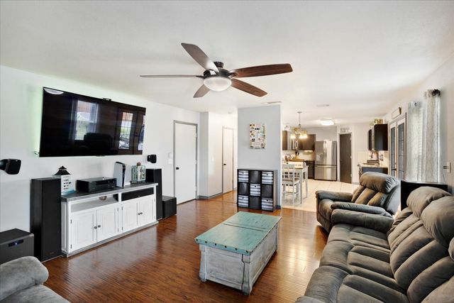 4333 Falcon Drive, Sherman, TX 75092