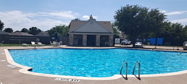4333 Falcon Drive, Sherman, TX 75092