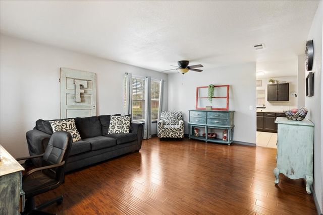 4333 Falcon Drive, Sherman, TX 75092