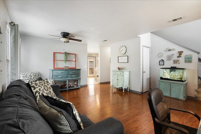 4333 Falcon Drive, Sherman, TX 75092