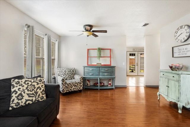 4333 Falcon Drive, Sherman, TX 75092