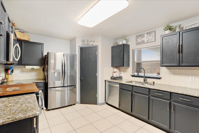 4333 Falcon Drive, Sherman, TX 75092